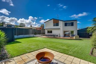 1 Bowley Street Goolwa Beach - BYO Linen - Goolwa South - 5