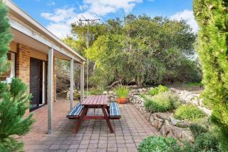 3 Seagull - BYO Linen - Beachfront Sand Dunes - Hayborough - 8
