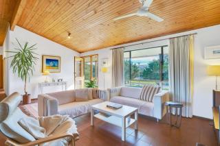 3 Seagull - BYO Linen - Beachfront Sand Dunes - Hayborough - 0