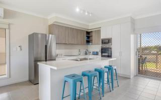 Bryant Blue 10 Bryant Crescent, Goolwa Beach Light-Filled Family Beach House Walk to Goolwa Beach Sleeps 10 Pets Negotiable - 5