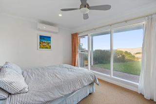 Meridian U1 Beachfront Escape in Port Elliot Linen Included - 3
