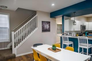 Housepitality - The Lilley Pad - Near Downtown - Columbus - 3