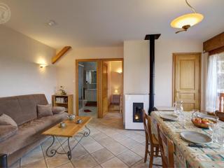 Gîte Les Myrtilles : Confort et Sérénité, Animaux Bienvenus, Jardin Commun - FR-1-496-45 - 6