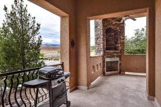 B2 Poolside Palace Top Floor 3 Bdrm Sunset View - Washington - 8