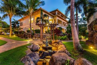 F211 Second Floor 3-bedroom Poolside Lanai - Koloa - 1