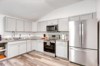 3 Mi to French Quarter Quaint New Orleans Duplex - New Orleans - 1