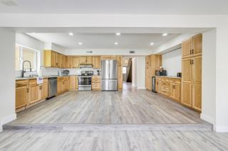 Private Pool and Patio Spacious Tempe Retreat - Tempe - 2