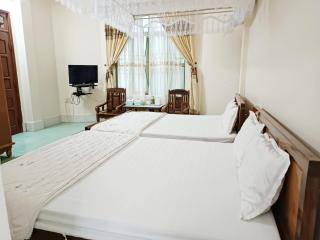 Minh Loan Hotel - - 8