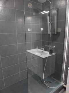 superbe studio MIRAMAR plein sud, pieds dans l'eau - Biarritz - 1