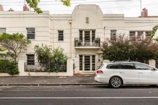 Central Flair - Cultural Vibrancy & Historical Charm - Melbourne - 5
