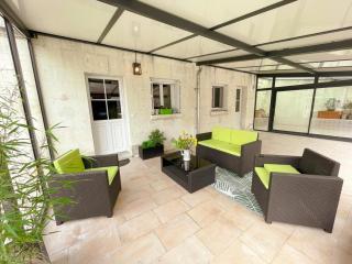 Confort et Charme au Cœur de Loches - Gîte Tout Inclus avec Cour et Parking - FR-1-381-572 - Loches - 0