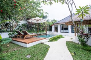 Capri Villa - Private Pool Oasis with Garden & Open-Air Bath - 9