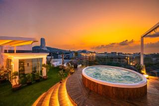 La Vista Patong Hotel - Patong Beach - 0