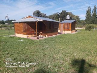 Mar del Plata- Playa Chapadmalal- Finca Viento Norte UNA CABAÑA HASTA 5 HUESPEDES Y UN DORMI CON BAÑO PRIVADO ATRAS HASTA 2 HUESPEDES - Chapadmalal - 0