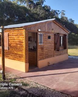 Mar del Plata- Playa Chapadmalal- Finca Viento Norte UNA CABAÑA HASTA 5 HUESPEDES Y UN DORMI CON BAÑO PRIVADO ATRAS HASTA 2 HUESPEDES - Chapadmalal - 1