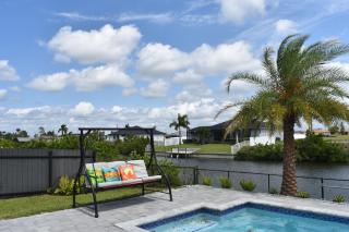 Canal Waterfront house-Pool-Fishing and Game Room - Cape Coral - 8