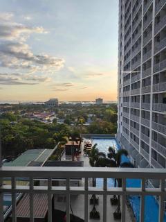 Condo Near MOA, NAIA, PICC, & CCP that is comfy with a view! - Manila - 9
