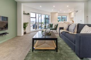 Chic 3-BR CBD Gem in Christchurch: Prime Location - Christchurch - 0
