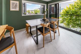 Chic 3-BR CBD Gem in Christchurch: Prime Location - Christchurch - 9