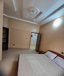 trois chambres et salon avec balcon à Porto Novo - Porto-Novo - 6