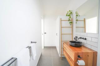 Charming Highton Hideaway between CBD and Surf Coast - Geelong - 9