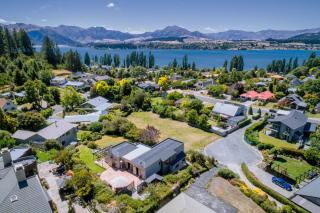 Sargood Splendour - Wanaka Holiday Home - 8