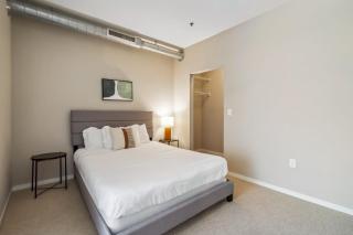 CozySuites 2BR Mill District with pool, gym #02 - Minneapolis - 0