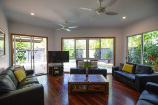 Four Mile Beach Retreat Port Douglas - Port Douglas - 8