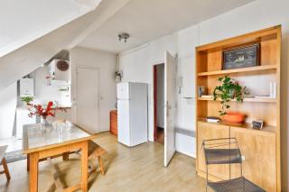 Cosy apartment under the roofs of Paris - París - 3
