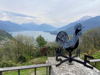 The Happy Rooster - Villa with Big Garden - Pianello Del Lario - 0