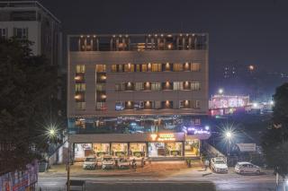 Hotel Vrindavan Deluxe Kolhapur - Kolhapur - 9