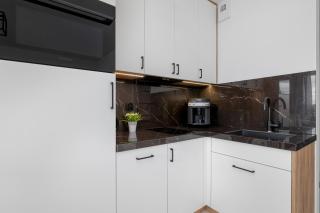 Plac Słowiański Apartments with Balcony Świnoujście Center by Noclegi Renters - Świnoujście - 1
