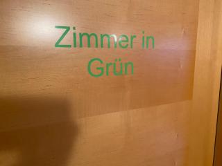 Ferienzimmer Oelhaf Zimmer in Grün Self Check-In mit Key-Tresore - 5