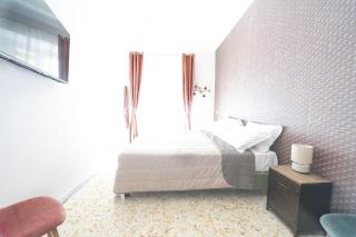 Trastevere Lovely 2 BR Apartment - 2