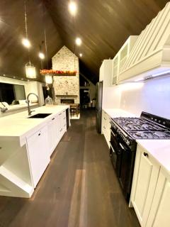 Luxury Alpine Retreat with a hot tub - Frankton - 8