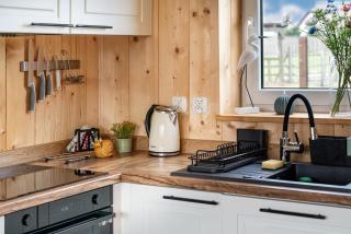 Domek wczasowy z dostępem do Mini zoo Donkeyszot - 1