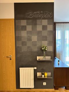 Cherry Abode Apartment with Terrace - Budapest - 1