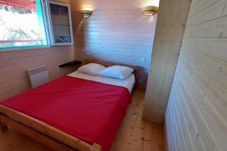 Maison en bois 4 personnes sur lac, Cantal - Lacapelle-Viescamp - 4