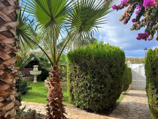Casa con Piscina, Jardín, Barbacoa, A.A. y Wifi en Sant Pere Pescador - ES-89-74 - Sant Pere Pescador - 4
