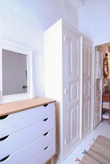 Rustic house in Ano Syros - 4