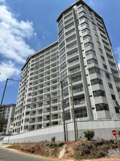 Modern Luxe 1 Bedroom Apartment - Nairobi - 9