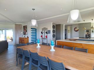 Seaside Beach House with Pool & Invertor - Port Alfred - 4