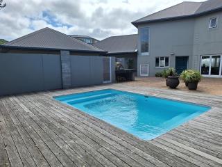 Seaside Beach House with Pool & Invertor - Port Alfred - 2