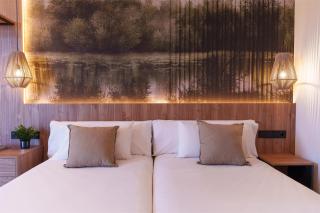 Spirit Hotel Ciudad de Burgos - Rubena - 7