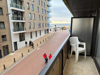 Cozy 3 Bedroom Apartment close to the Beach T111 - Blankenberge - 0