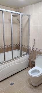 Boulevard view spacious apartment in Baku - Bakoe - 1