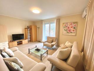 Langman Guesthouse - 1