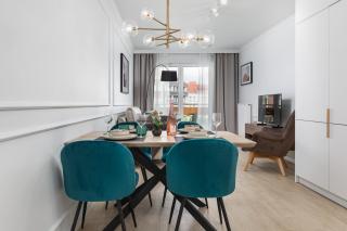 Plac Słowiański Apartment with Balcony Świnoujście Center by Noclegi Renters - Świnoujście - 5