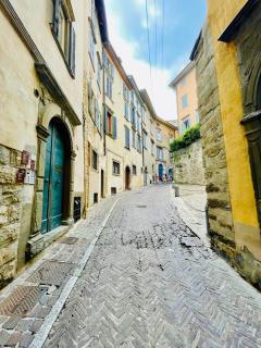Donizetti Boutique-Nel cuore di Cittá Alta - Bergamo - 9