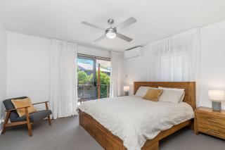 Ocean Breeze - Byron Bay - 1